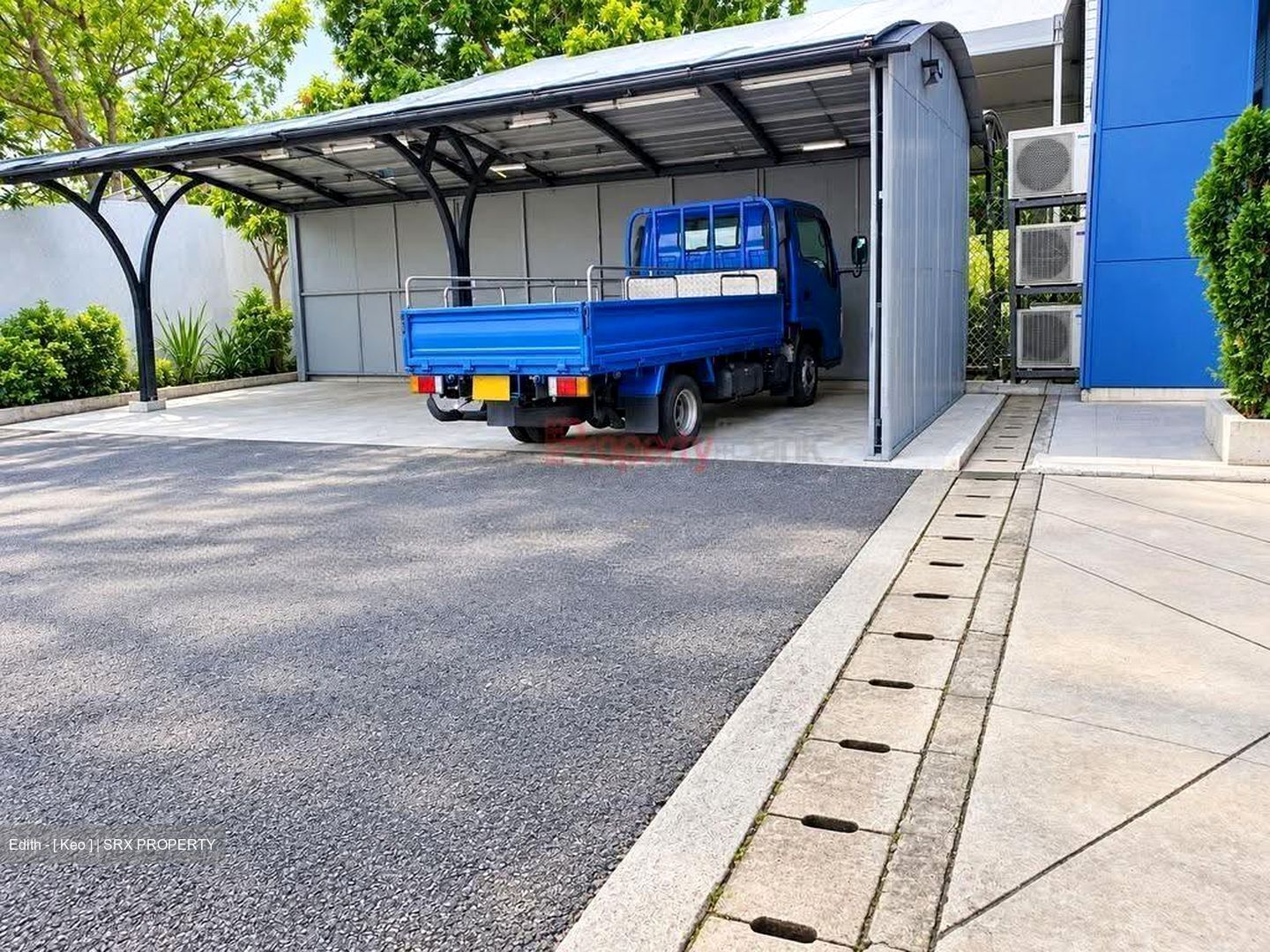 Loyang Drive (D17), Factory #637769471